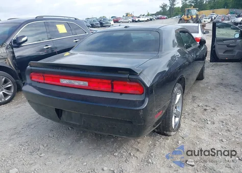 2010 Dodge Challenger R/T from USA, damaged, VIN 2B3CJ5DT2AH261723